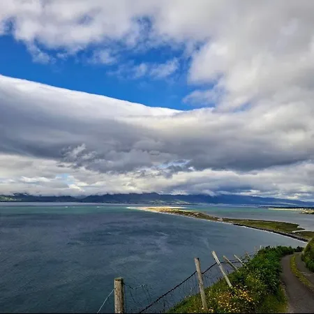 בית נופש Ring Of Kerry, 5 Bed קילורגלין